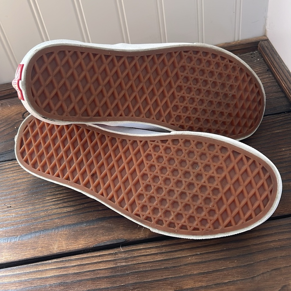 New Vans Rose Pink Classic Slip-On Sneakers - Picture 6 of 7